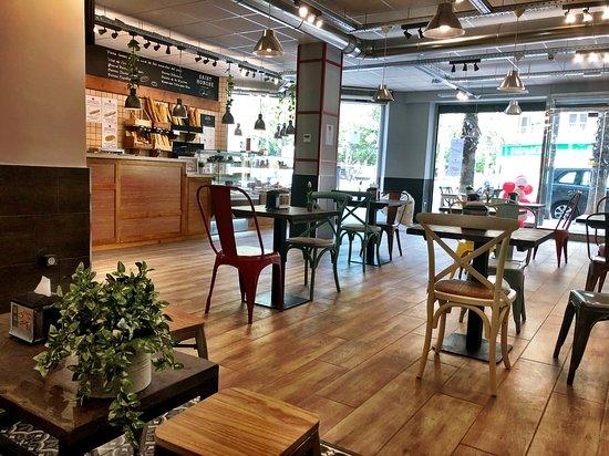 El Moli Pan y Cafe Benalua
